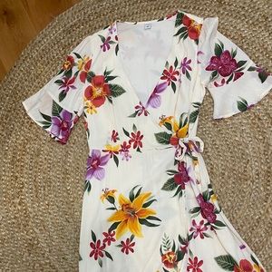 Old navy wrap dress